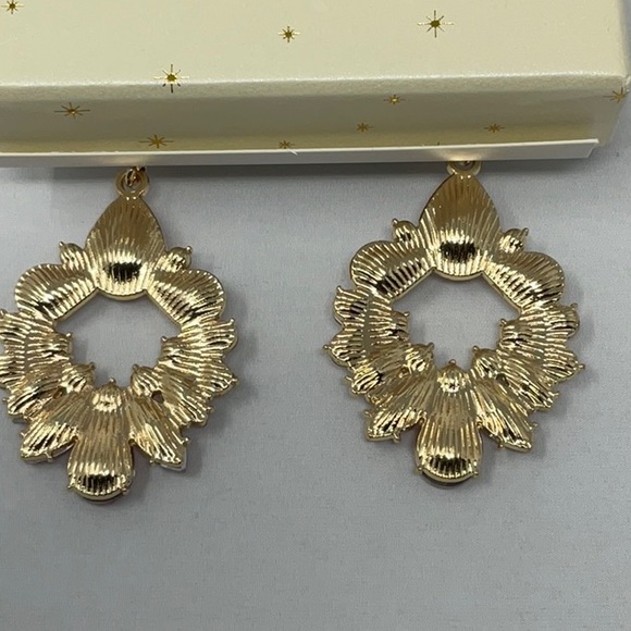 NIB Eye Candy Los Angeles luxe collection sparkling dangle earrings - Picture 3 of 6